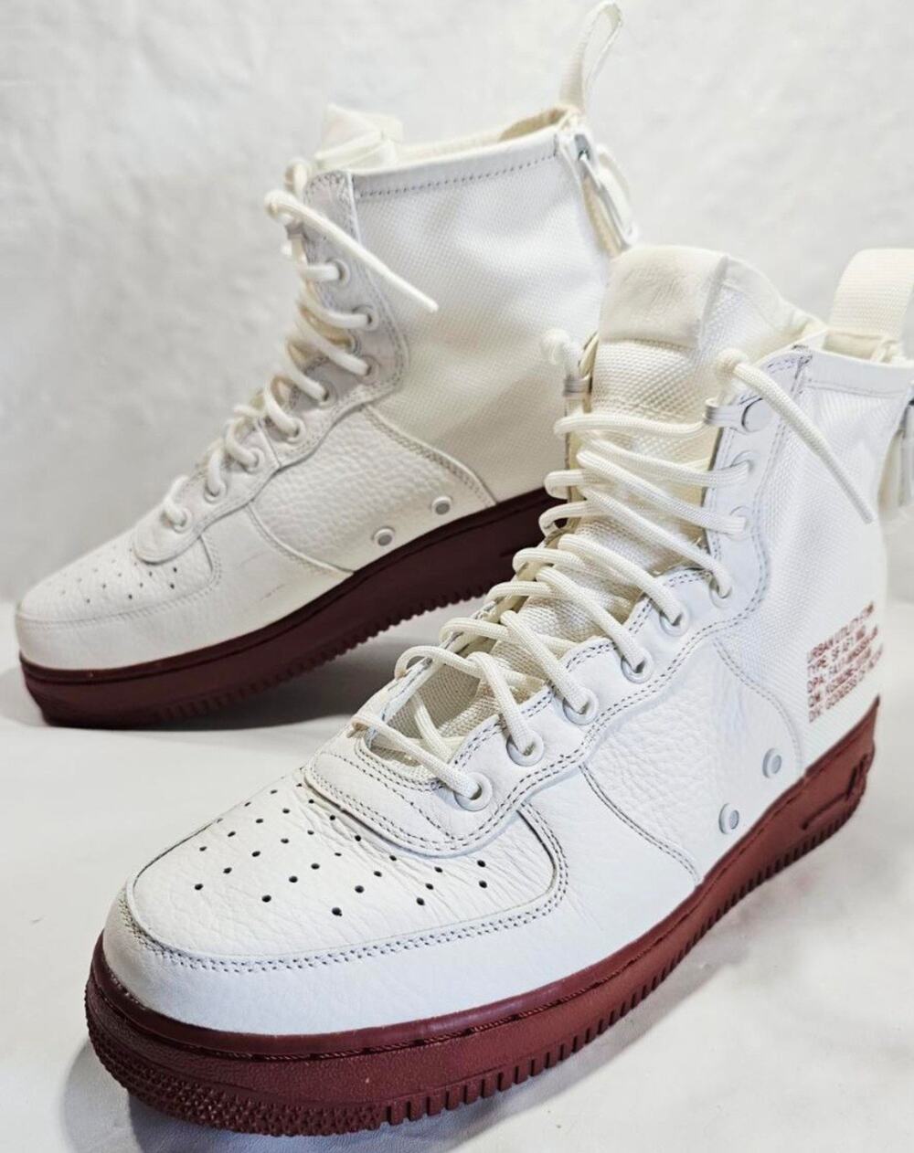 Nike Mens SF Air Force 1 Mid Sneaker Shoes #917753-100 Red Ivory Sz 10.5 US EUC